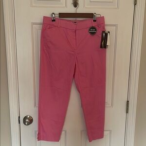 NWT cropped pants